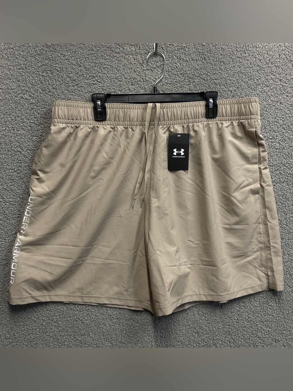 Under Armour Mens UA Tech Woven Wordmark Shorts-Timberwolf Taupe Sz XXL - NWT